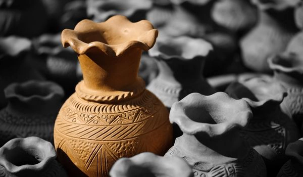 Explorez l’art de la poterie des Cham