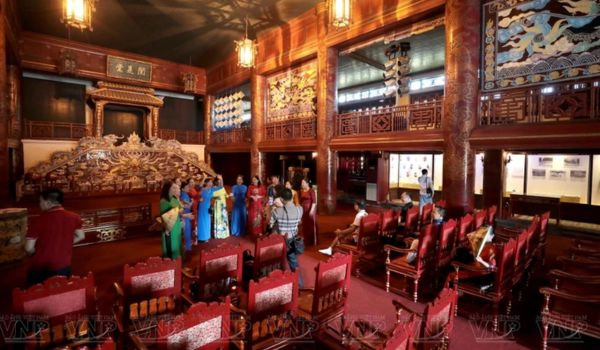 Le théâtre Duyêt Thi Duong de la Cité impériale de Huê se refait une beauté