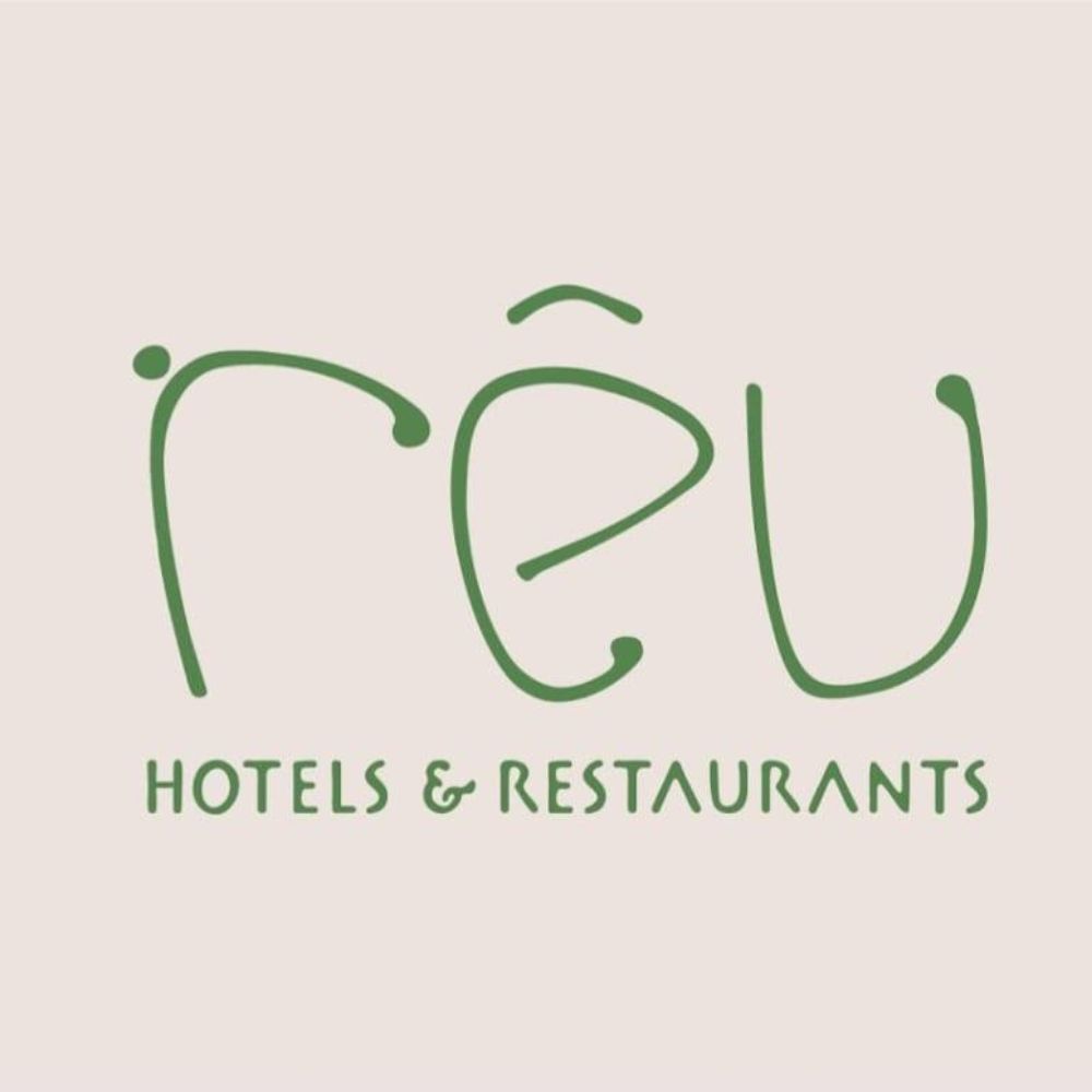 Rêu Hotel & Restaurant